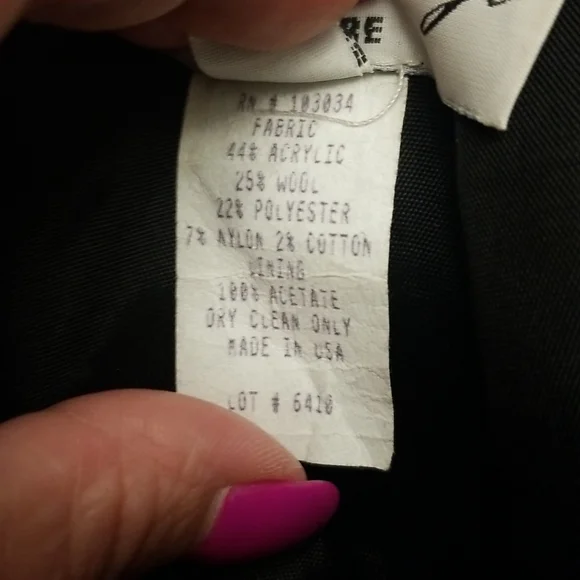 COMPLETELY CONFIDENT ❣️Lady's Image Delaware Tweed Suit, blazer and skirt - Picture 12 of 12